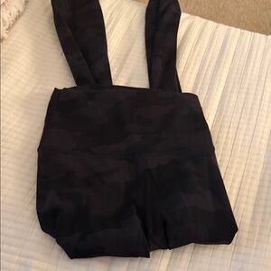 Black camo lululemon leggings